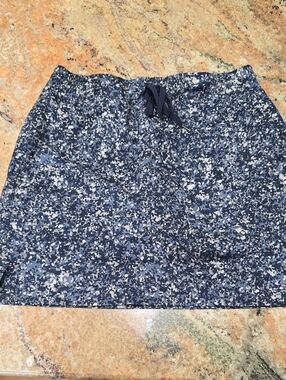 Navy Floral Athleta Drawstring Women’s Skort 6